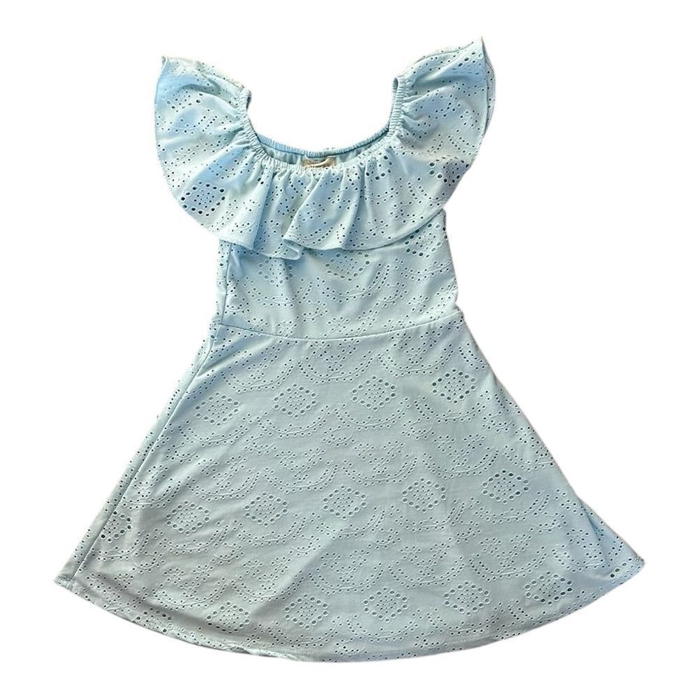 Girls off the shoulder dress size 7 in baby blue